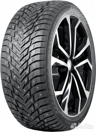 Nokian Tyres Hakkapeliitta 10p SUV 215/70 R16