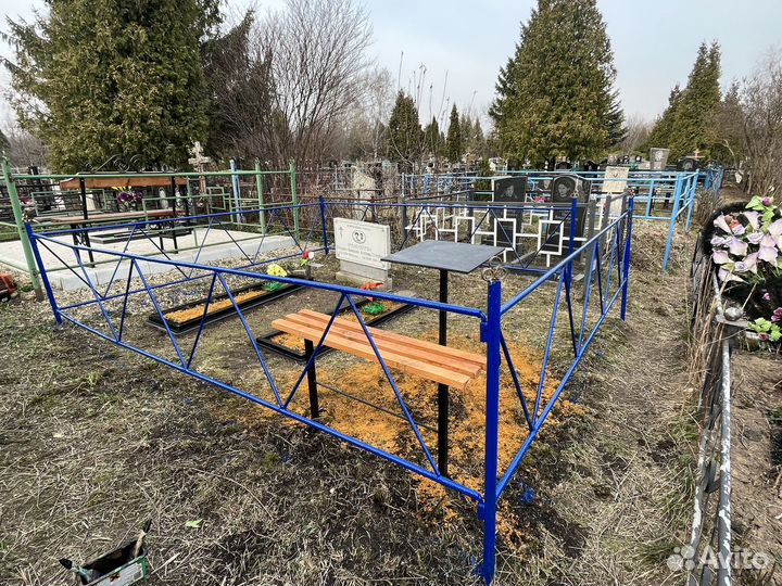 Уборка могил