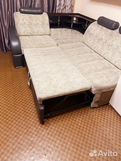 Угловой диван бу