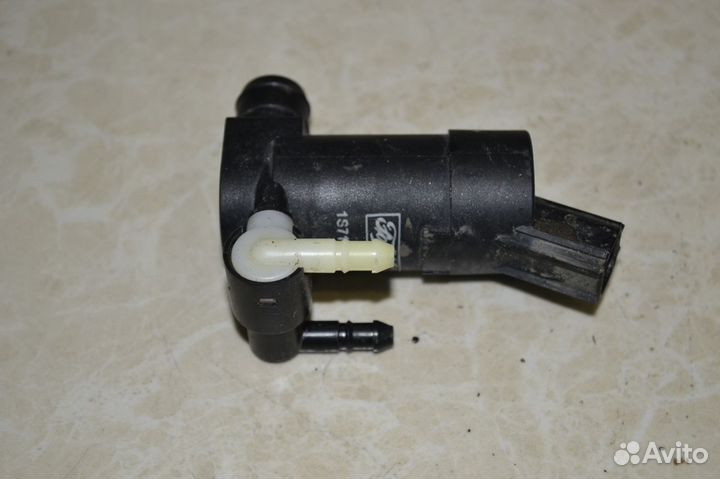 Моторчик омывателя Ford Focus 2