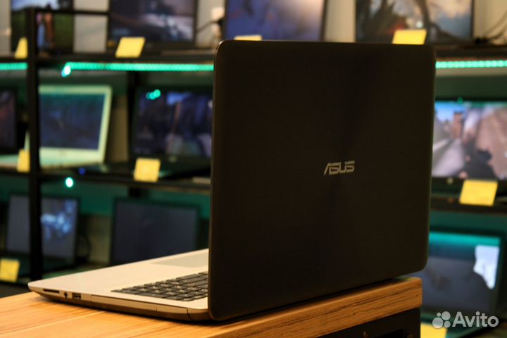 Ноутбук Asus для игр и работы