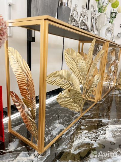 Консоль декоративная