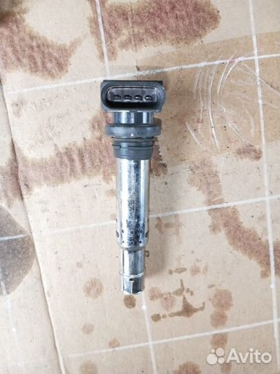 Катушка зажигания Volkswagen Polo 5 612 036905715C