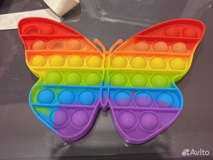 Попит бабочка