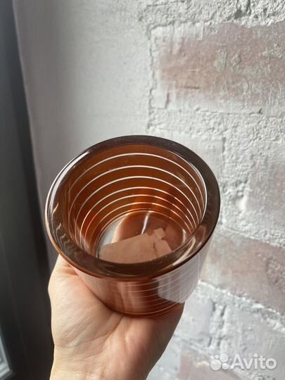 Подсвечник из толстого стекла