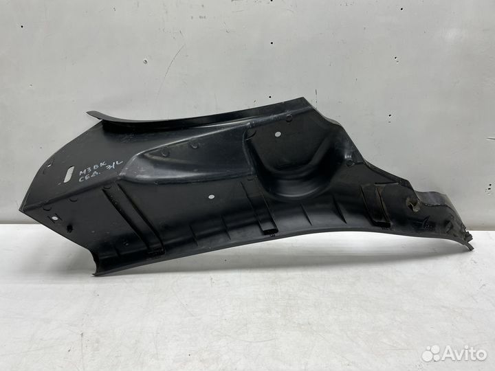 Обшивка стойки задняя L/R Mazda 3 BK седан