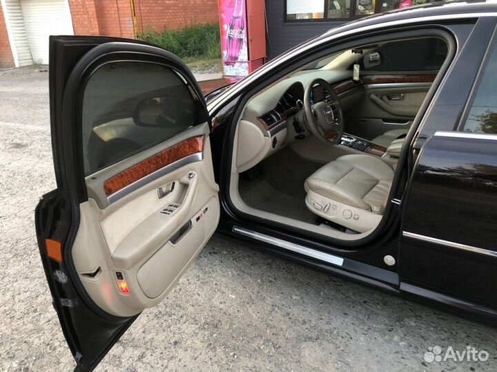 Audi A8 4.2 AT, 2007, 246 000 км