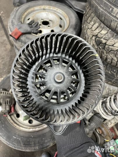 Fiat punto III (199) моторчик отопителя