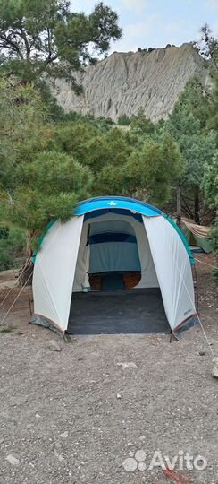 Палатка кемпинговая 4 местная Quechua Arpenaz 4.1