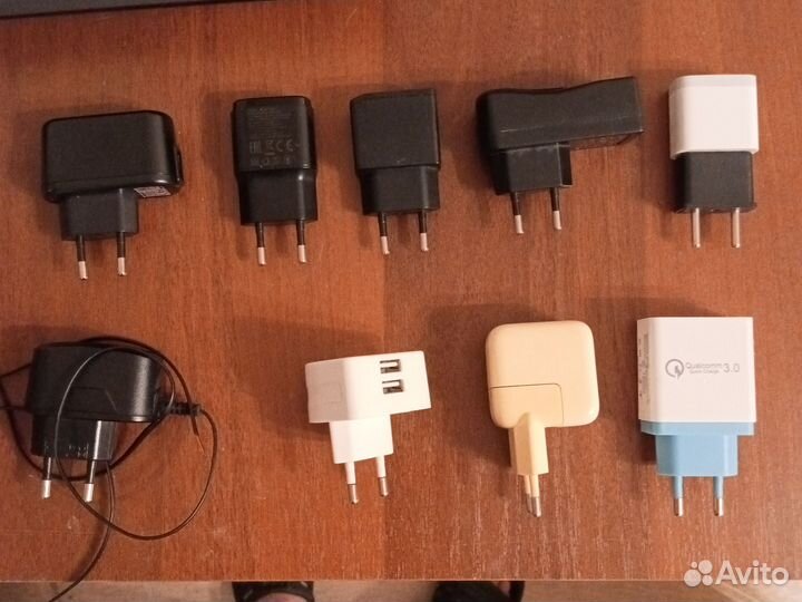 Зарядное устройство для телефона