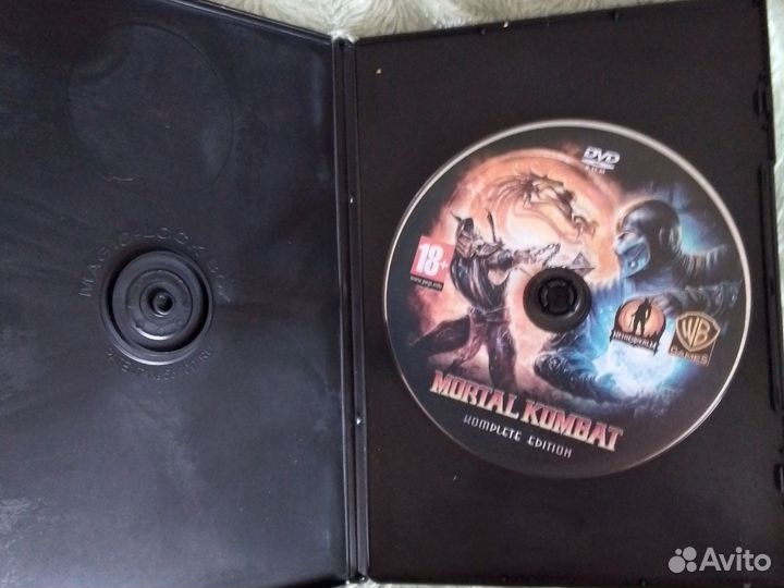Диск на пк. Mortal combat 9 Complete Edition