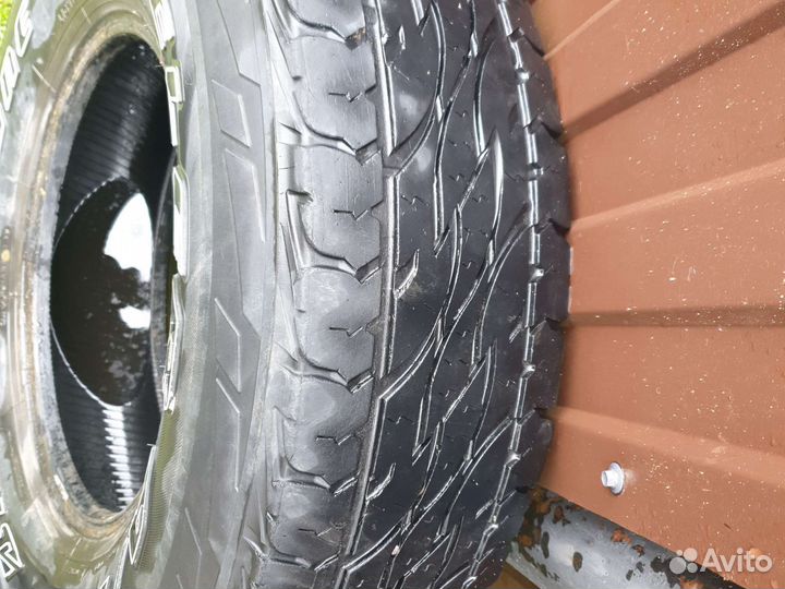 Bridgestone Dueler A/T 235/85 R16 114R