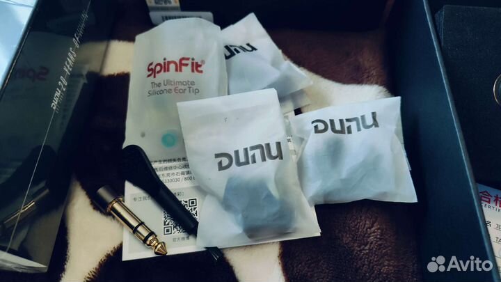 Планарные наушники Dunu Talos