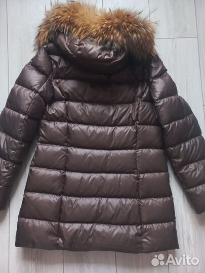 Пуховик зимний женский
