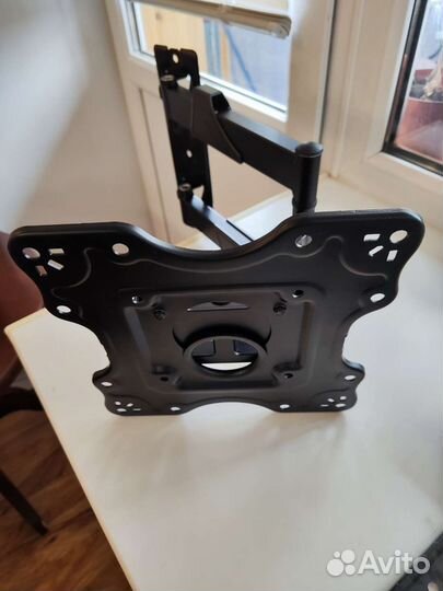 Кронштейн для телевизора на стену