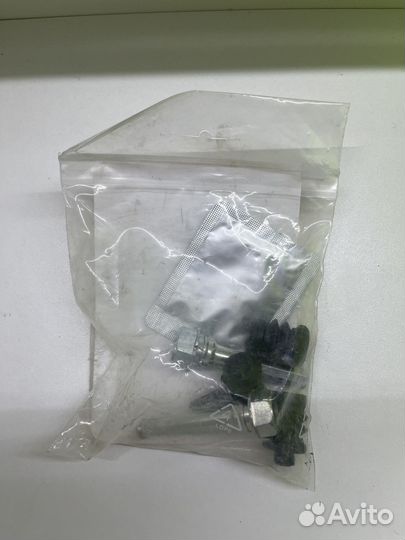 Ремкомплект тормозной супорт задний