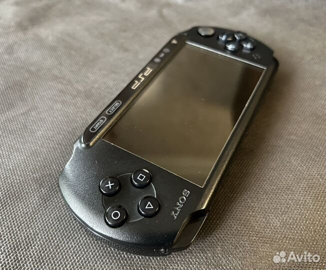 Sony PSP e1008 street прошитая 32гб