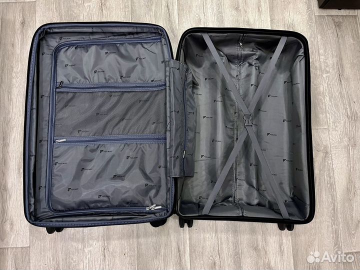 Чемодан на колесах размер L