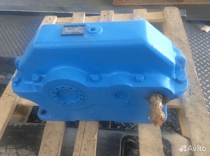 Редуктор Цилиндрическиий Мотор-редуктор ц2-500 (4