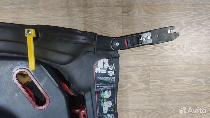 Детское автомобильное кресло