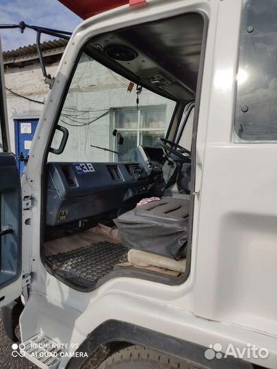 Продам автовышку Isuzu Forward