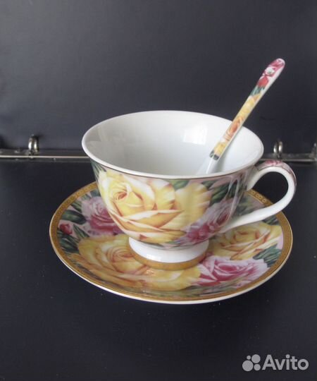 Чайный сервиз из фарфора новый