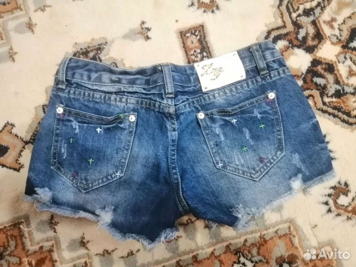 Джинсовые шорты на девушку 42-44р