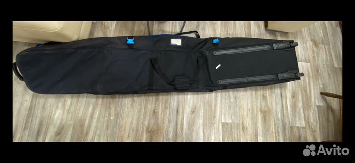 Чехол на колесах dakine