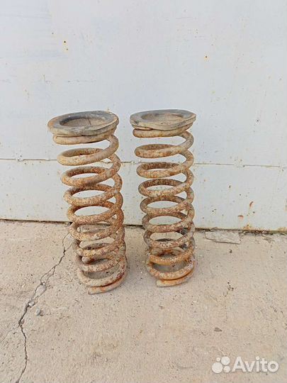 Передние пружины Волга