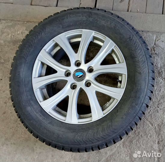 Комплект колес r16 215 65