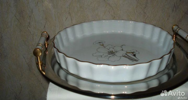 Блюдо на подносе. Glorinox. Италия