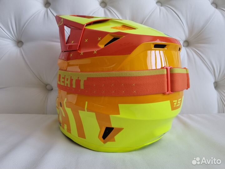 Лимонный Шлем Leatt Moto 7.5 V23 Helmet Kit Citrus