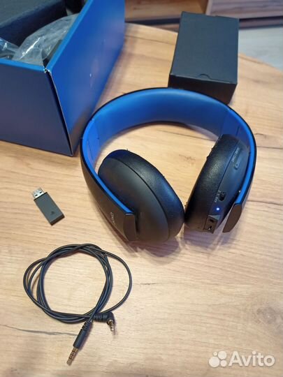 Wireless stereo headset 2.0