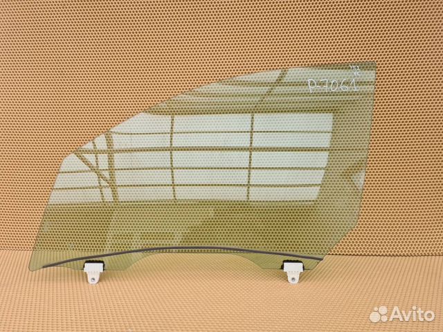 Стекло двери переднее левое Infiniti M Q70 Y51