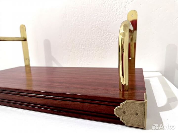 Полка настенная в кабинет