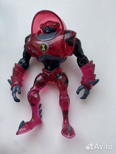 Фигурки Бен тена