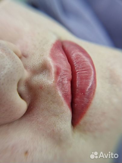 Перманентный макияж бровей губ