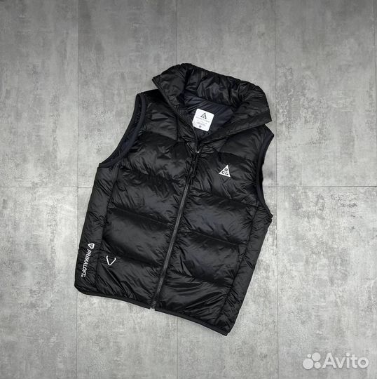 Жилетка Nike acg