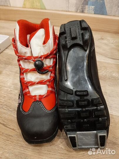 Лыжные ботинки rossignol