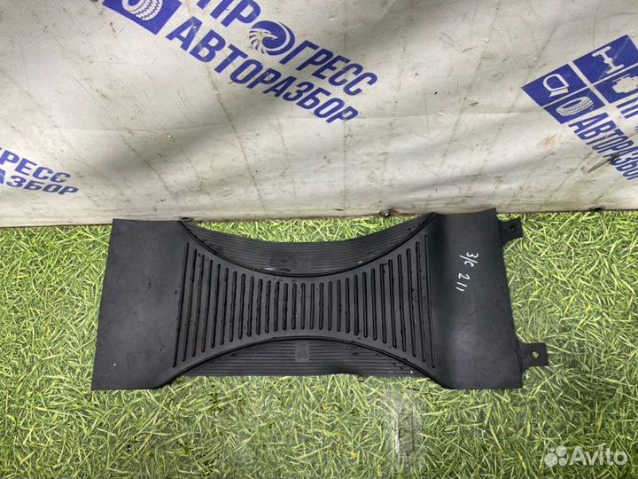 Коврик салона задний Toyota Avensis универсал 1.8