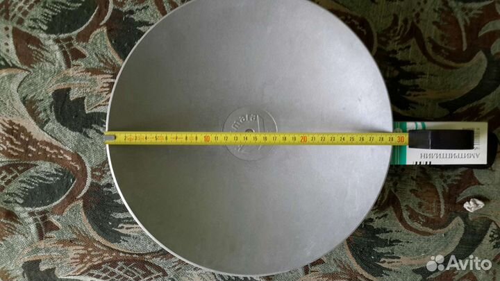 Крышка алюминиевая новая литая 