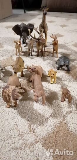 Игрушки фигурки животных Schleich