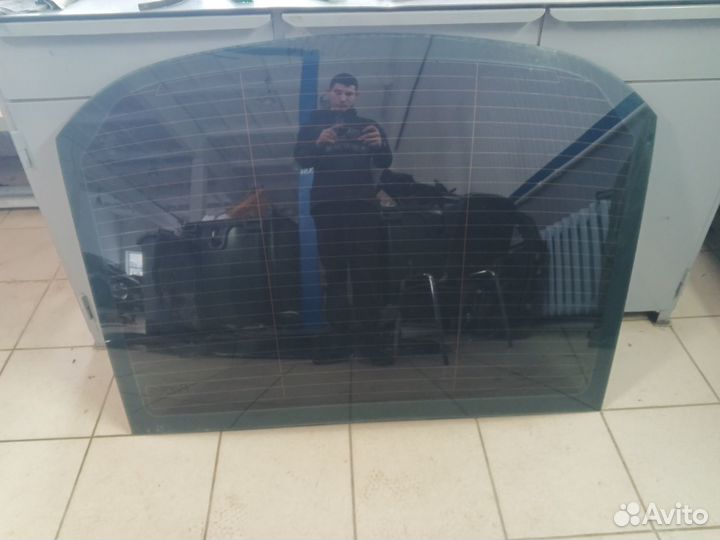 Стекло заднее Форд Мондео 4