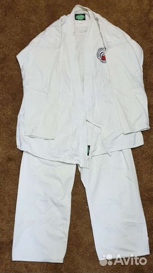 Экипировка для каратэ (Кимоно, пояса, защита)