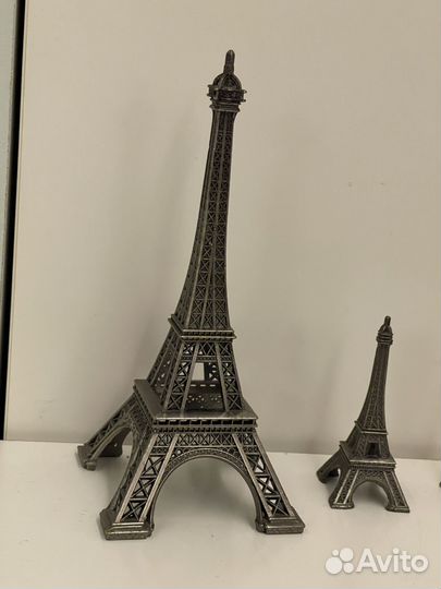 Эйфелева башня металл