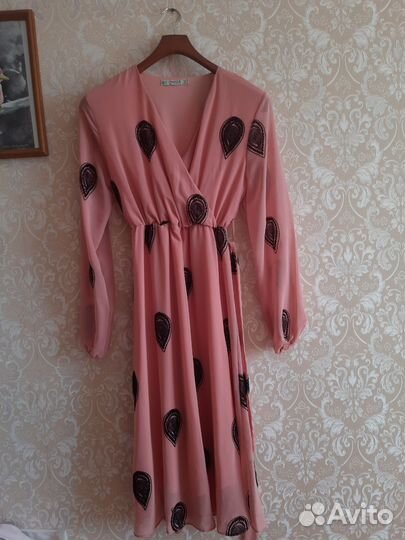 Платье женское 44 46