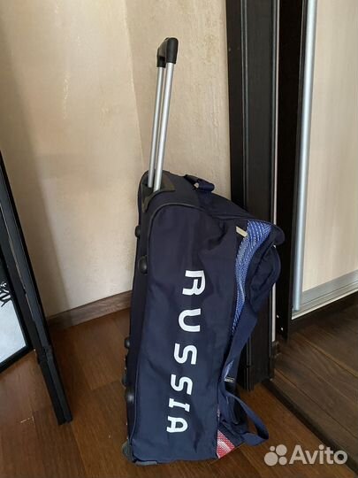 Сумка на колесах forward