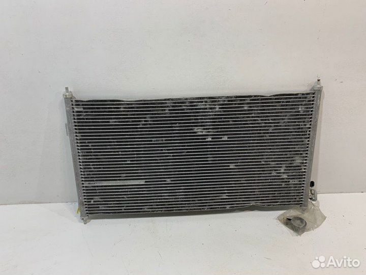 Радиатор кондиционера передний Nissan X-Trail T30