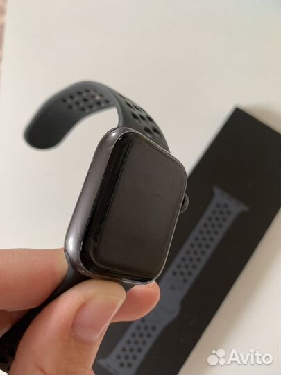 Часы apple watch se 44 mm nike 6