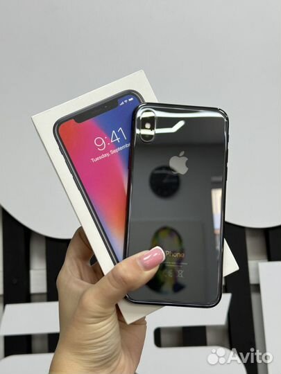 iPhone X, 64 ГБ